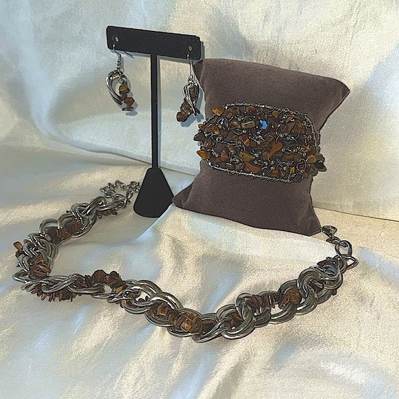 None Jewelry - Natural Stone and Silver Links Necklace Bracelet & Earring Set